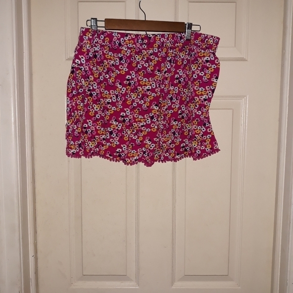A.n.a  floral shorts size XL 5/$25 - Picture 2 of 3